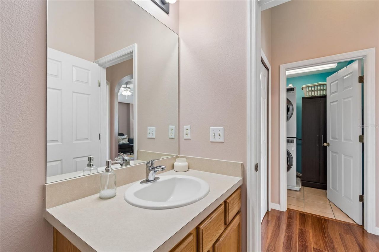 604 51st Avenue N, Saint Petersburg, FL 33703 Photo