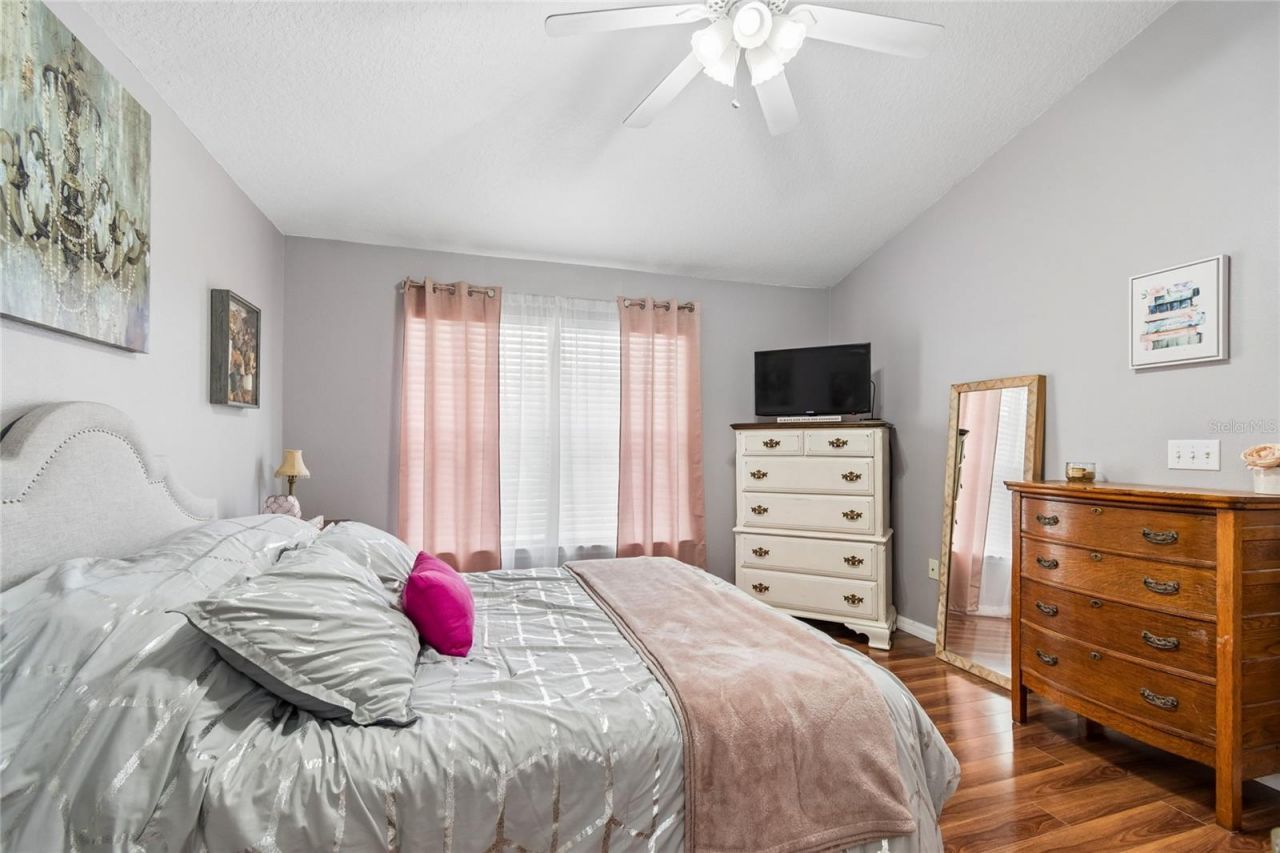 604 51st Avenue N, Saint Petersburg, FL 33703 Photo
