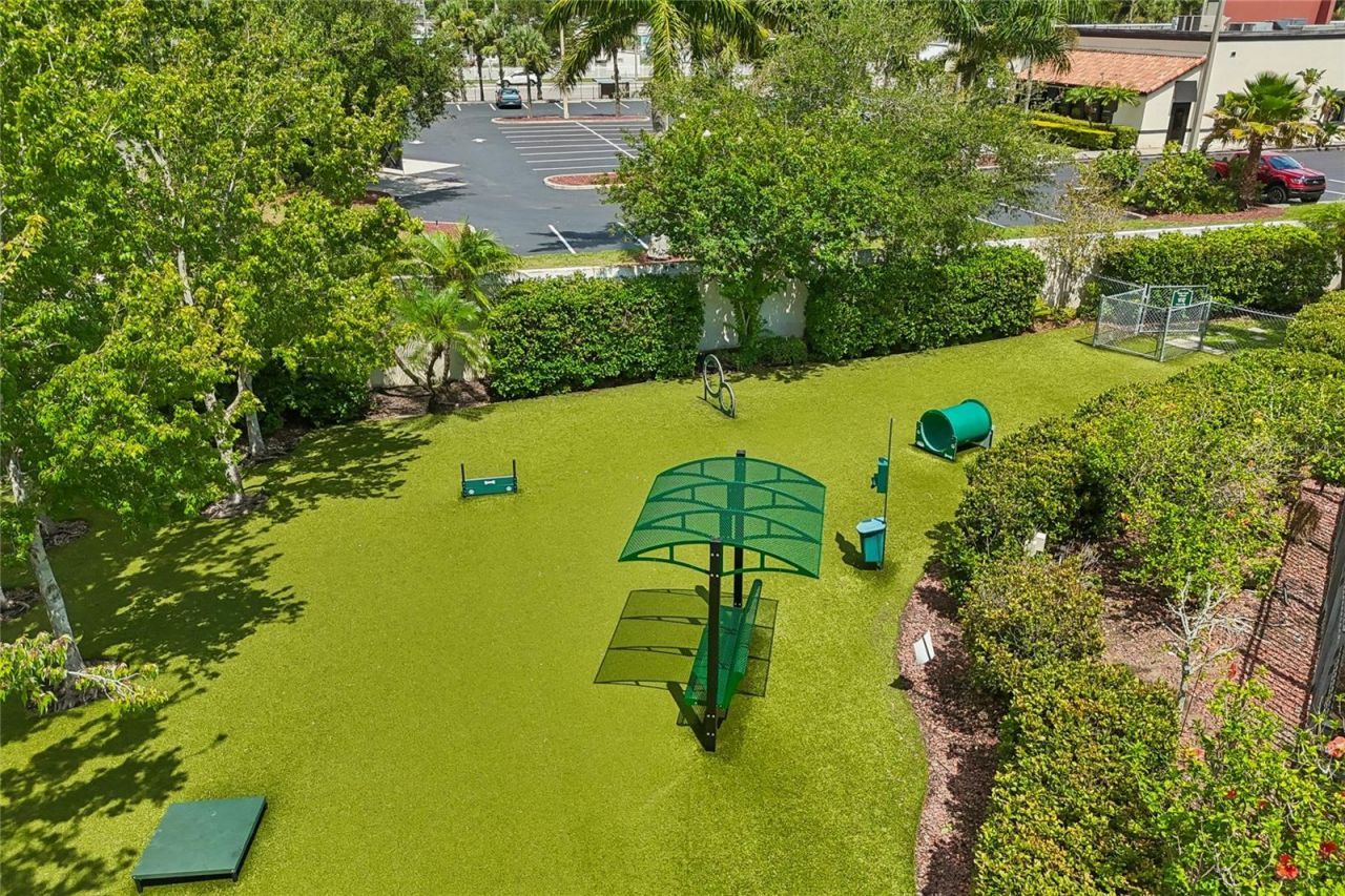604 51st Avenue N, Saint Petersburg, FL 33703 Photo
