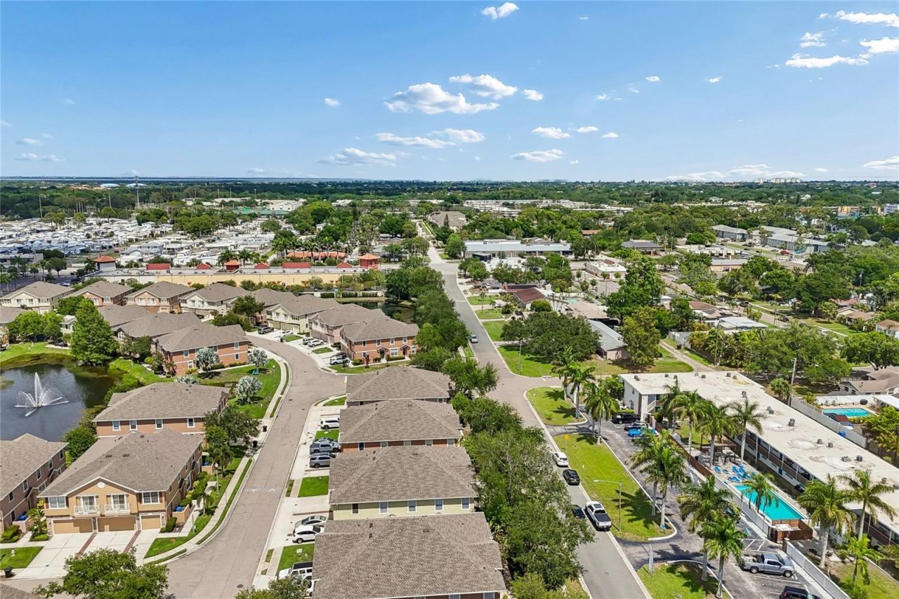 604 51st Avenue N, Saint Petersburg, FL 33703 Photo