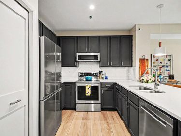 645 N 1st Street, Unit 300, Minneapolis, MN 55401