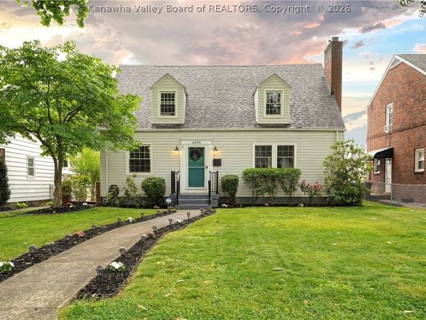 3808 Washington Avenue SE, Charleston, WV 25304