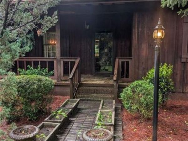 94 Yonah Street , Helen, GA 30545