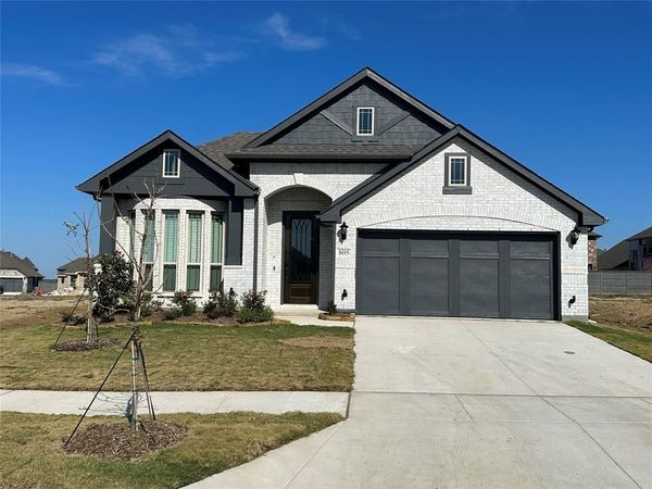 805 Twisted Leaf Lane, Little Elm, TX 76227