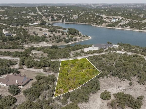 3035 Beacon Lake Drive , Bluff Dale, TX 76433