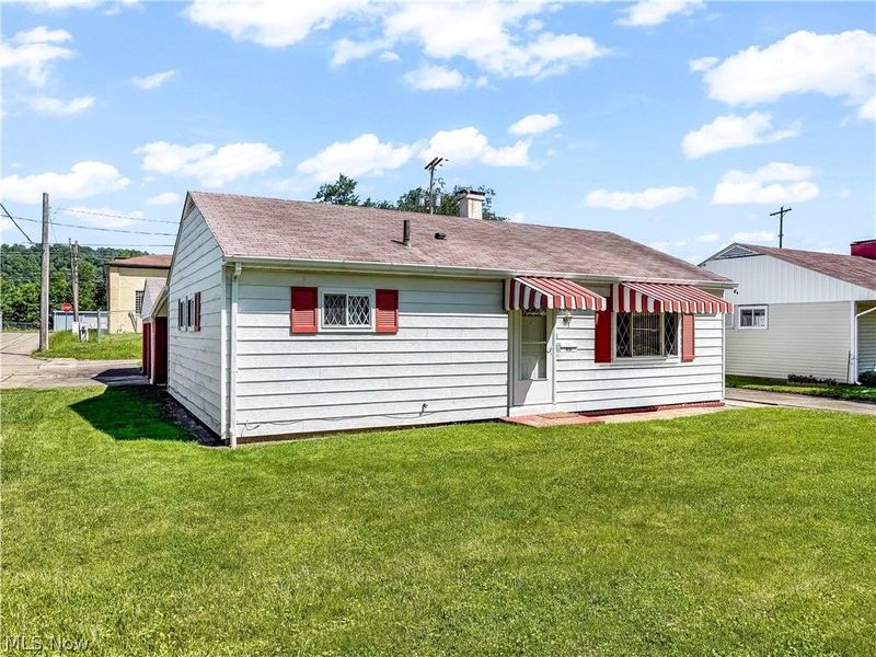 416 Martha Street, Yorkville, OH 43971 Photo 2