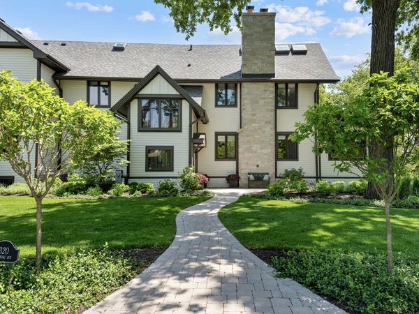 320 Melrose Avenue , Kenilworth, IL 60043