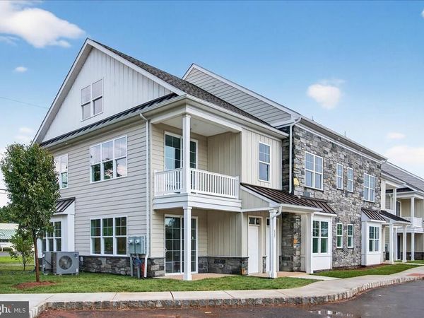 411 ISABELLE COURT, Unit 201, HARLEYSVILLE, PA 19438