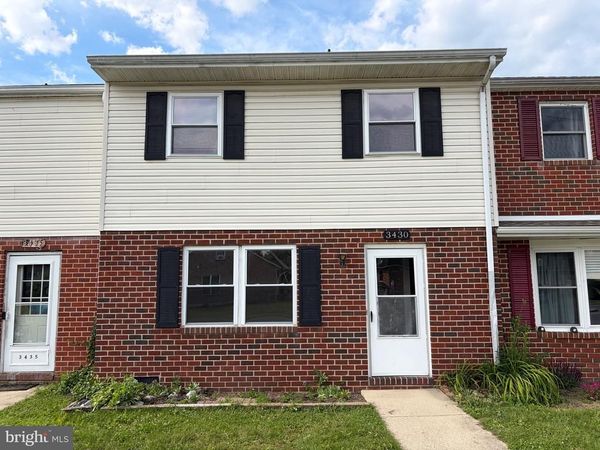3430 GREGWAY DRIVE , CHAMBERSBURG, PA 17202