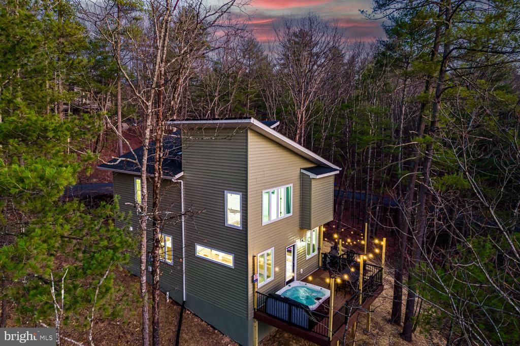 1355 GREENVIEW DRIVE, BASYE, VA 22810