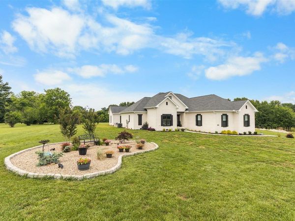 3433 H E Johnson Road, Alvaton, KY 42122
