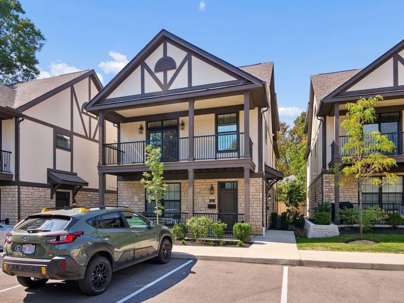 2015 W 5th Avenue, Unit 211, Columbus, OH 43212 Photo 3