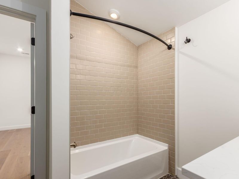 2015 W 5th Avenue , Unit 211, Columbus, OH 43212 Photo 45