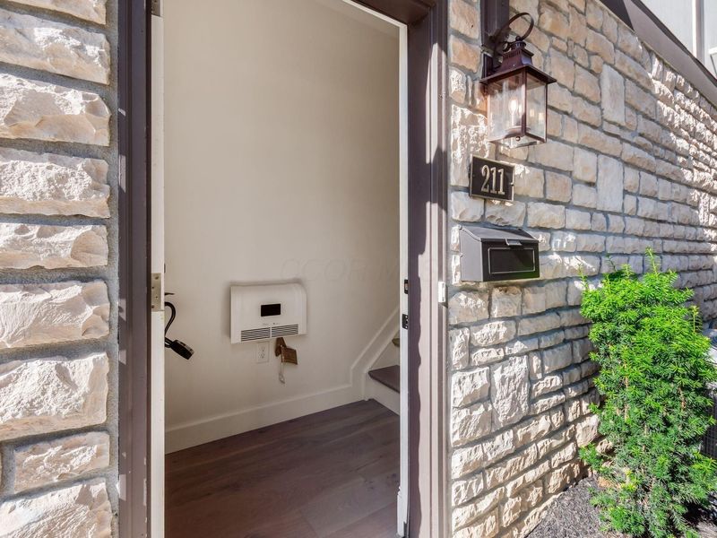 2015 W 5th Avenue , Unit 211, Columbus, OH 43212 Photo 6