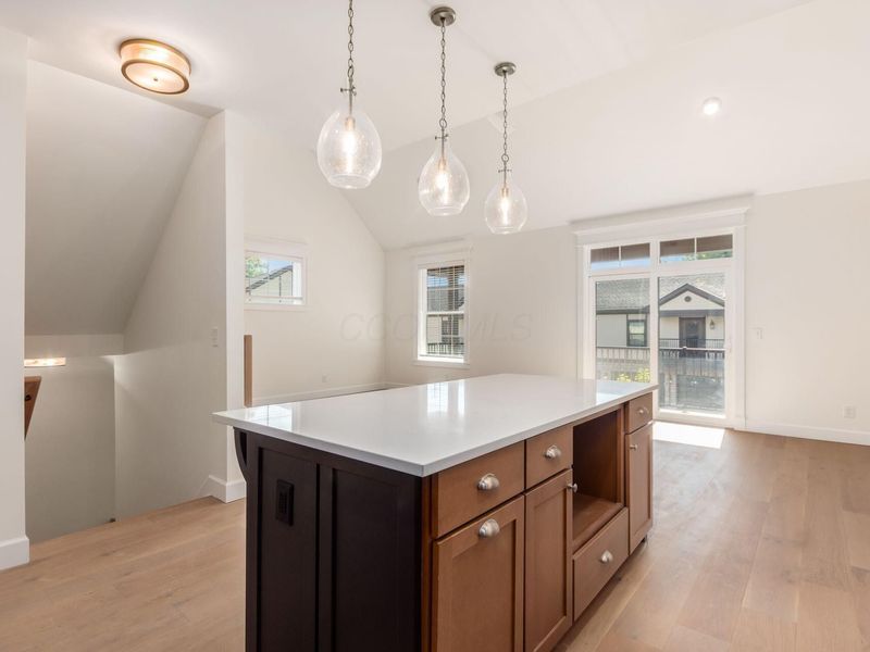 2015 W 5th Avenue , Unit 211, Columbus, OH 43212 Photo 9