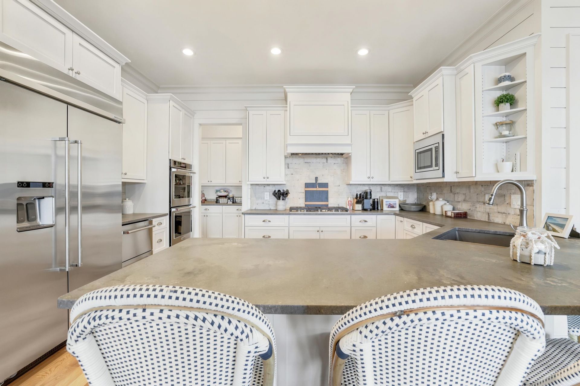1008 Parker Dr.  Photo 6