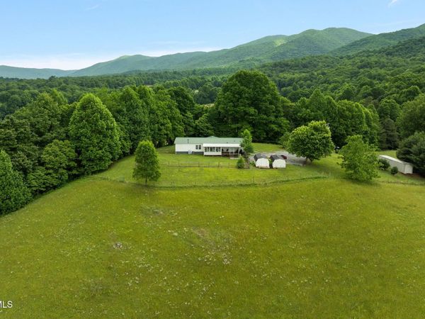 195 Estep Loop, Elizabethton, TN 37643