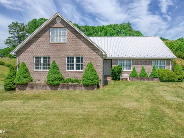 1044 Waters Road, Laurel Bloomery, TN 37680