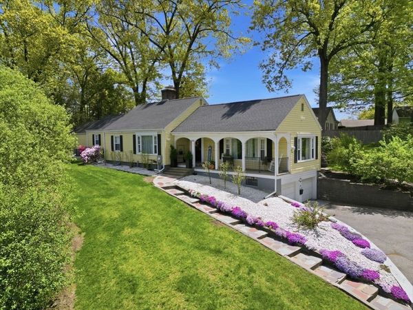 620 Roosevelt Ave, Springfield, MA 01118