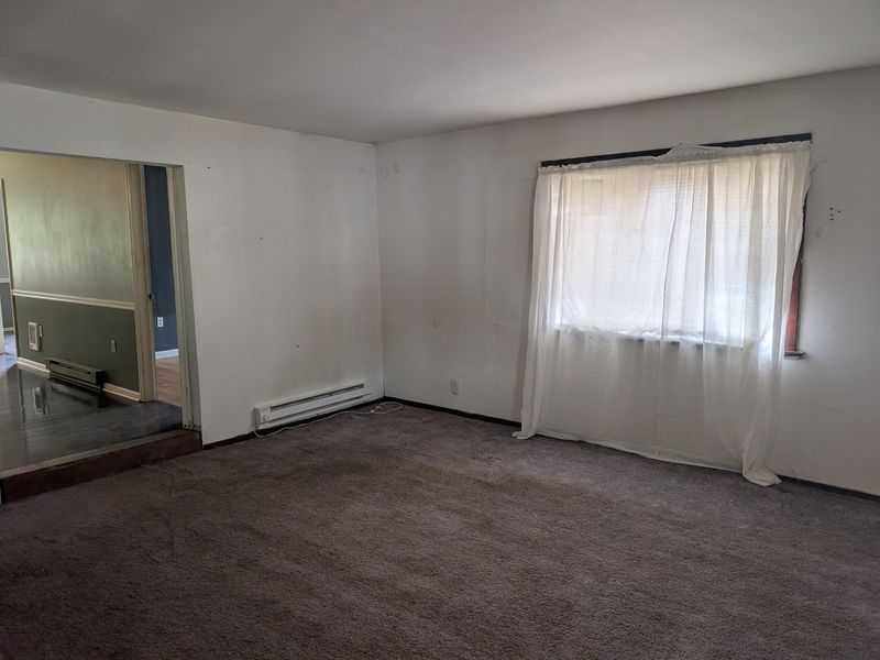 20 S High Street , Glouster, OH 45732 Photo 6