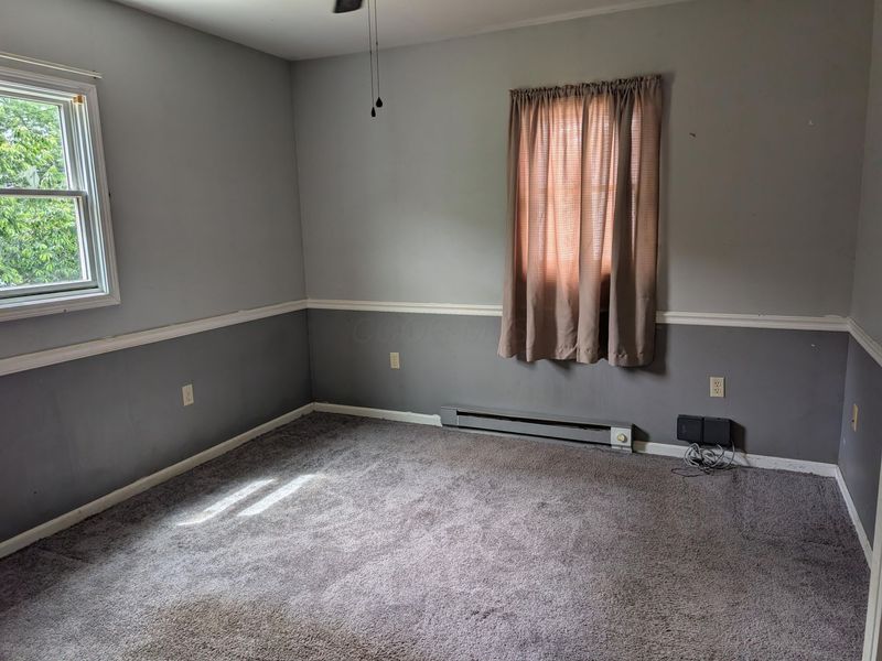 20 S High Street , Glouster, OH 45732 Photo 8