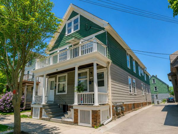 1729 N Warren Ave, Unit 1731, Milwaukee, WI 53202