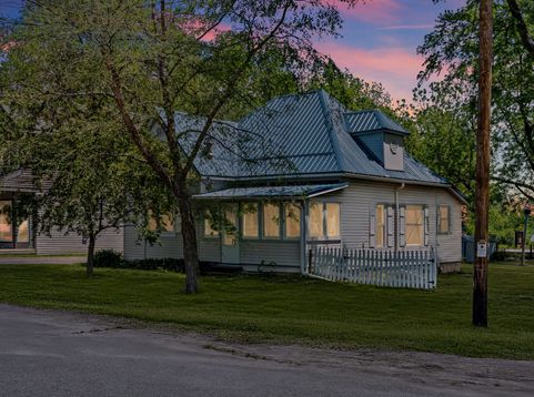 Main Photo