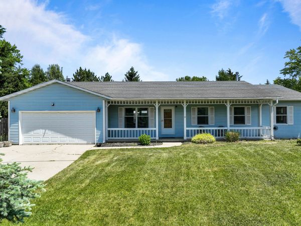 11705 334th Ave, Randall, WI 53181