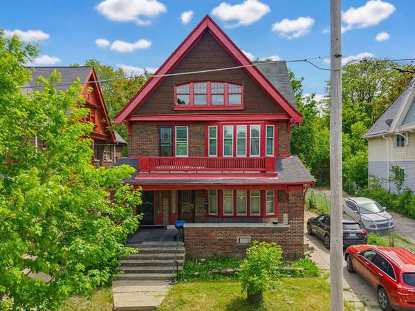 117 W Concordia Ave, Unit 119, Milwaukee, WI 53212