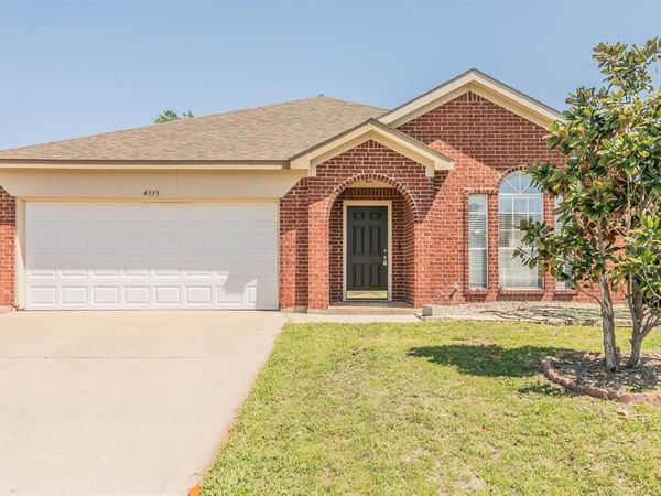 4333 Park Creek Circle N, Fort Worth, TX 76137