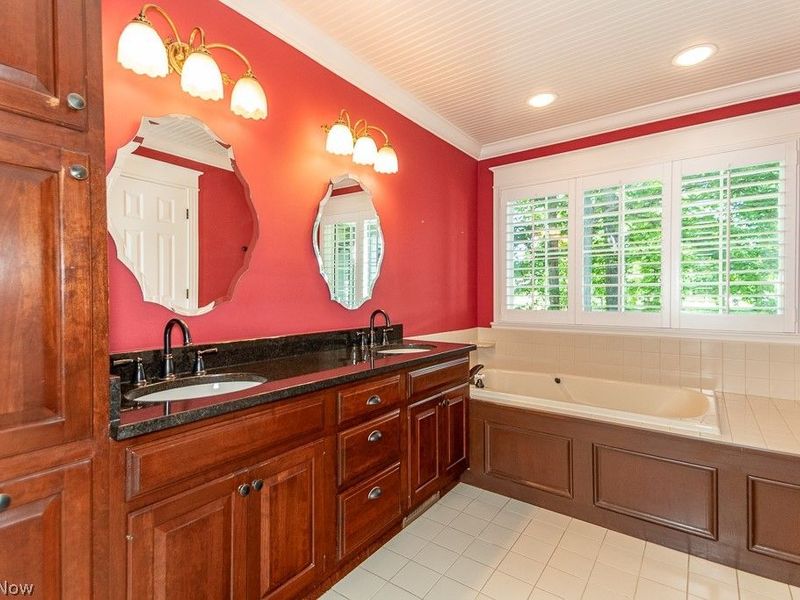 7290 Hunters Trail, Concord Township, OH 44077 Photo 17