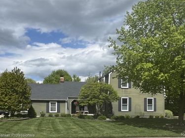 12350 Glenview Drive , Plymouth Twp, MI 48170