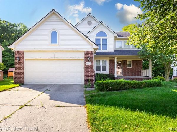 43159 Sandstone , Novi, MI 48377