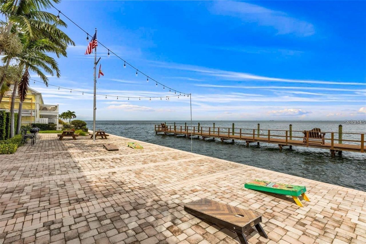 3889 Pompano Drive Se, Unit C, Saint Petersburg, FL 33705 Photo