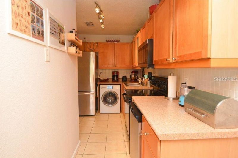 3889 Pompano Drive Se, Unit C, Saint Petersburg, FL 33705 Photo