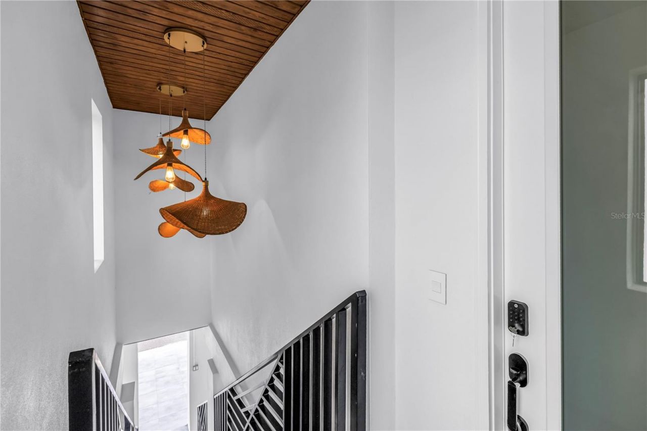 30 80th Avenue , Treasure Island, FL 33706 Photo