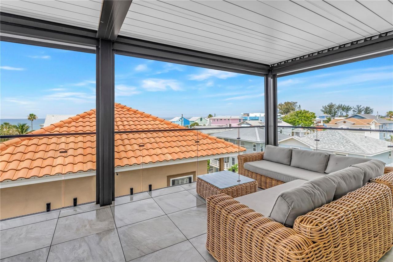 30 80th Avenue , Treasure Island, FL 33706 Photo