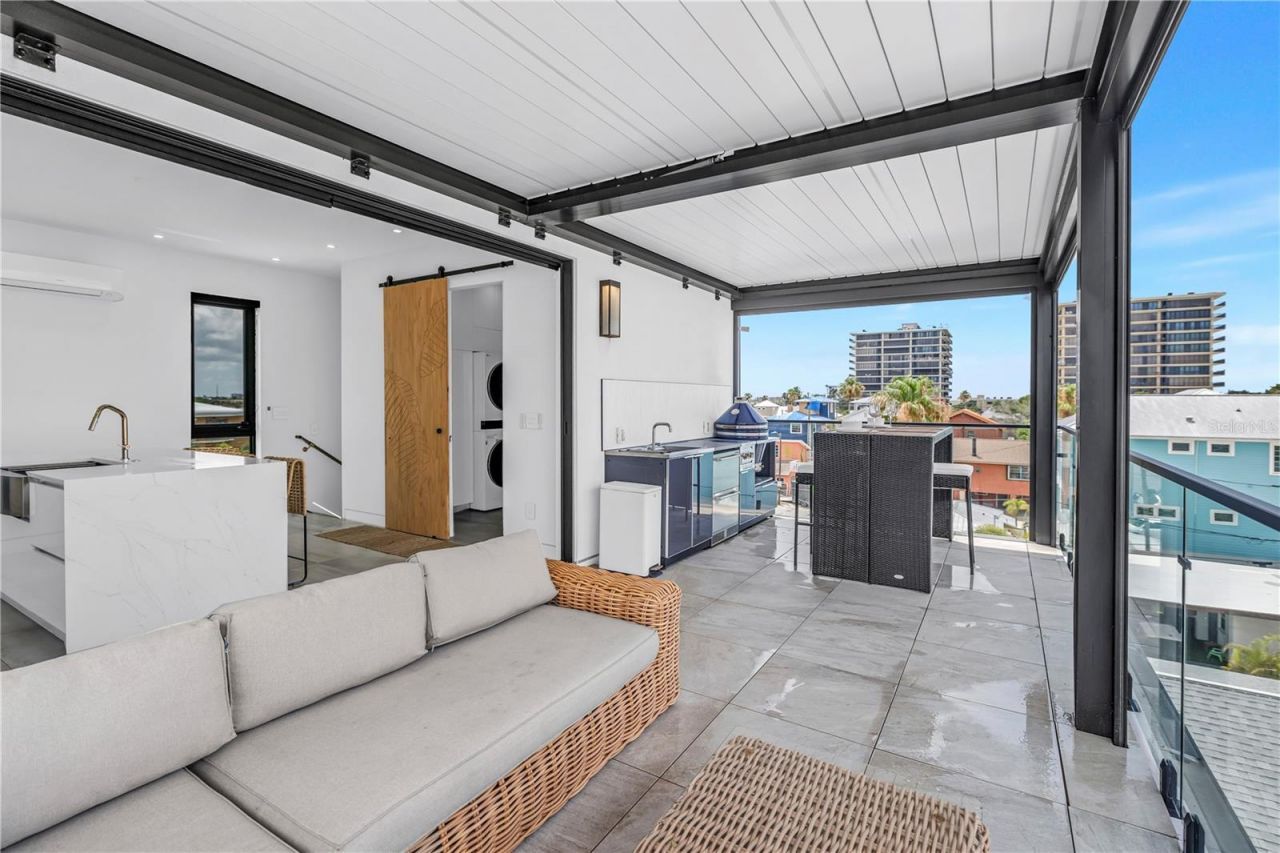 30 80th Avenue , Treasure Island, FL 33706 Photo