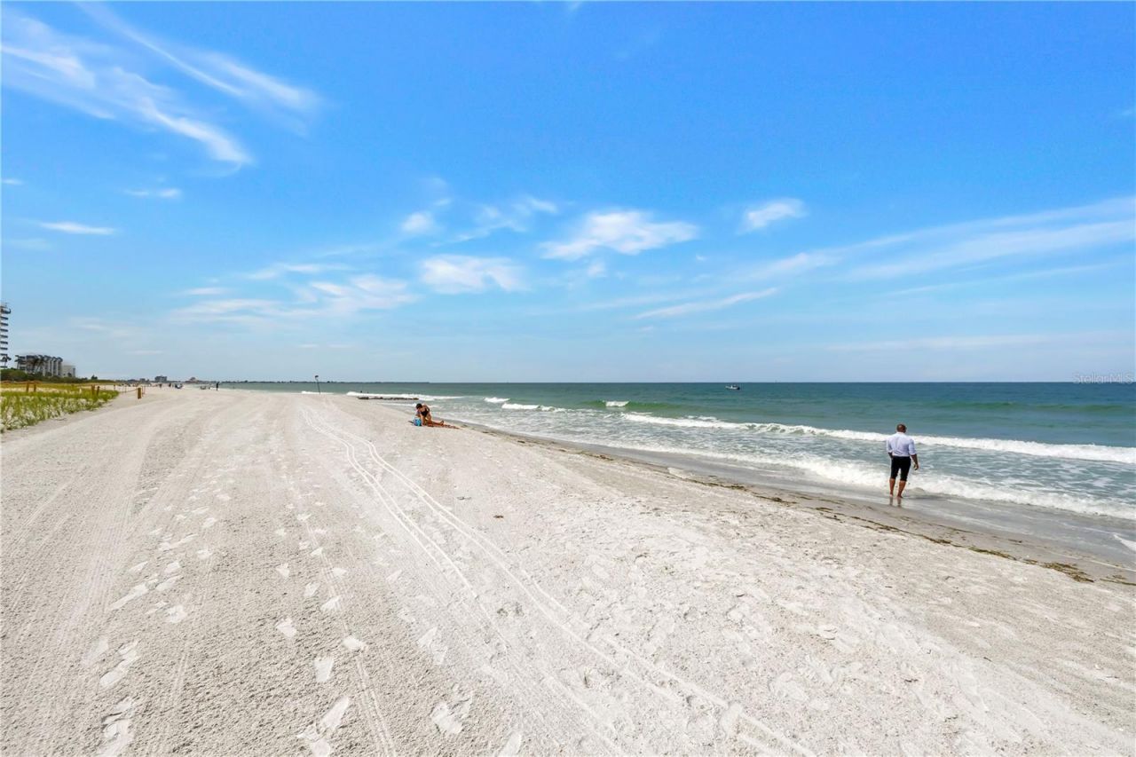 30 80th Avenue , Treasure Island, FL 33706 Photo