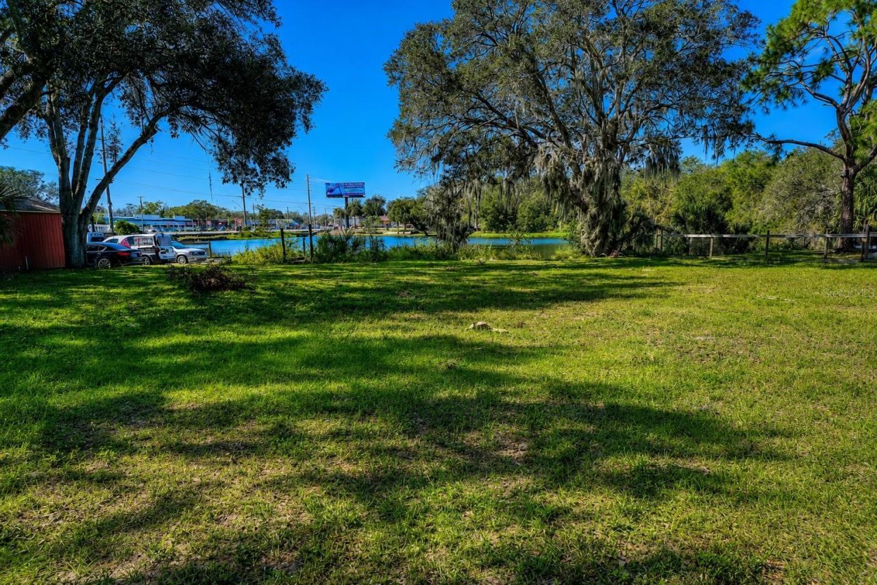 1214 W Brandon Boulevard , Brandon, FL 33511 Photo