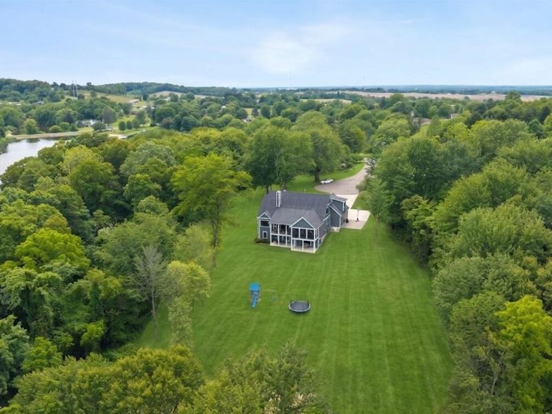 344 Dogwood Drive, Thornville, OH 43076 Photo 9