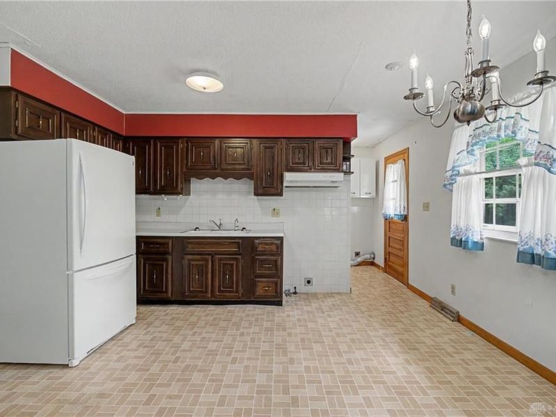 8074 Lower Miamisburg Road, Germantown, OH 45327 Photo 7