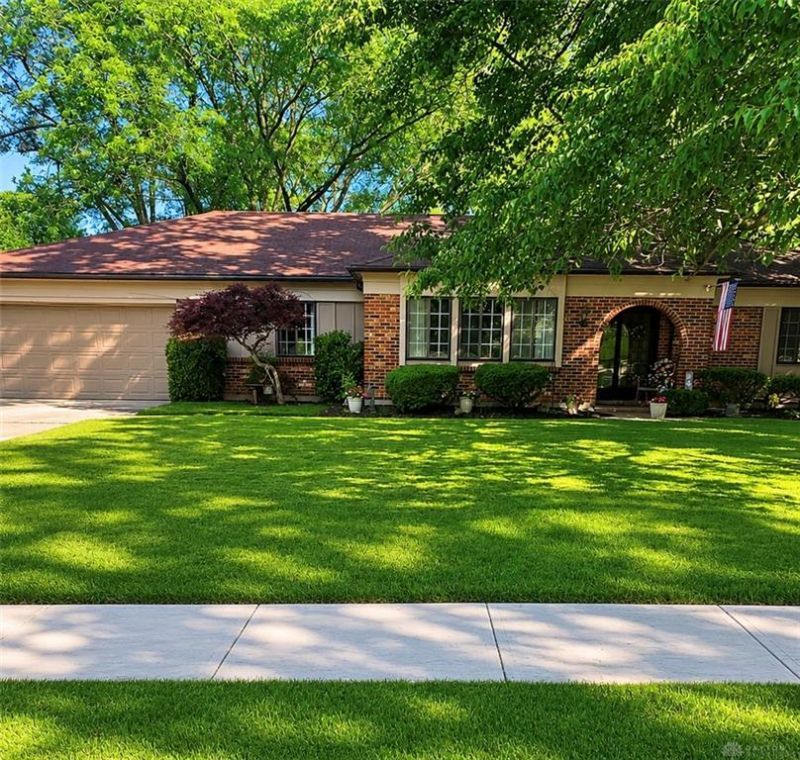 6289 Millbank Drive, Centerville, OH 45459 Main Photo