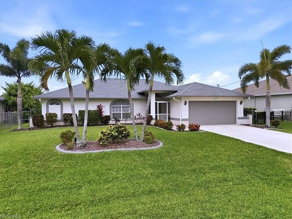 1704 SW 44th TER , CAPE CORAL, FL 33914