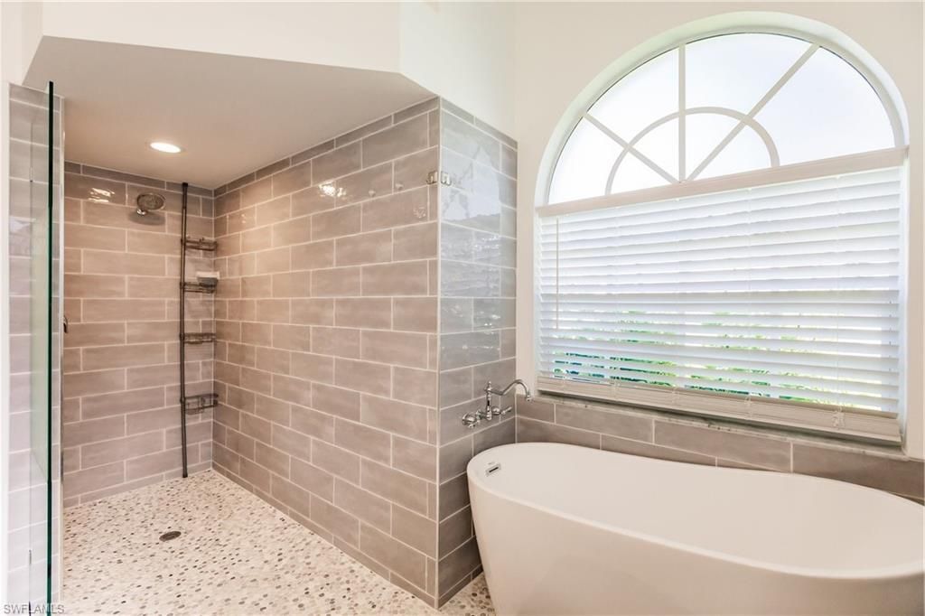 2910 SW 37th Ter , Cape Coral, FL 33914 Photo