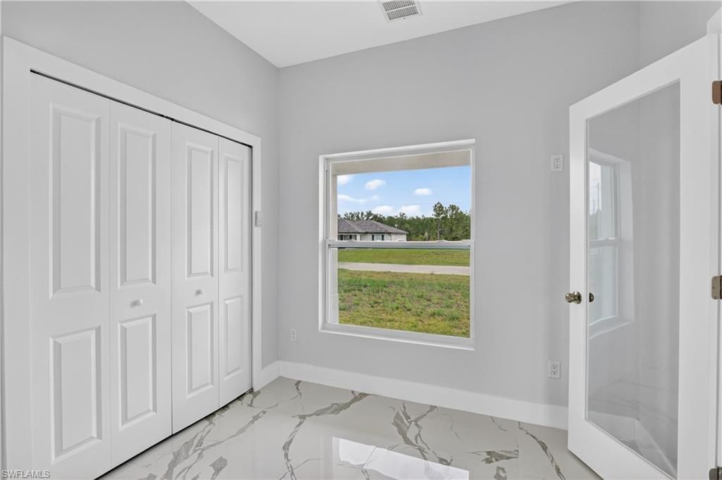 454 Mercedes Ct, Lehigh Acres, FL 33972 Photo