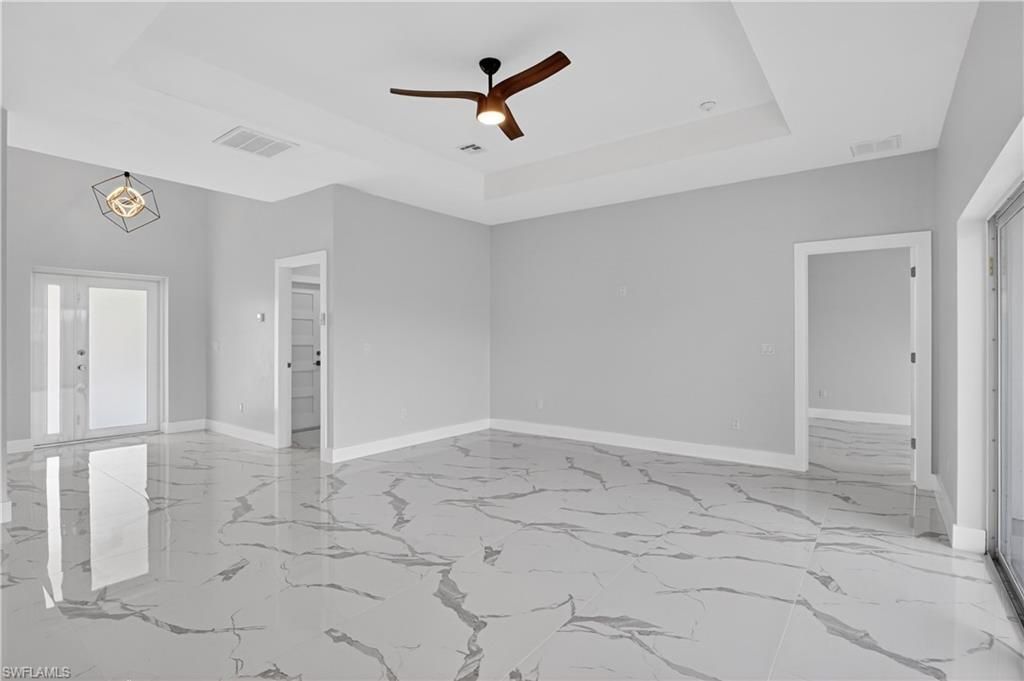454 Mercedes Ct, Lehigh Acres, FL 33972 Photo