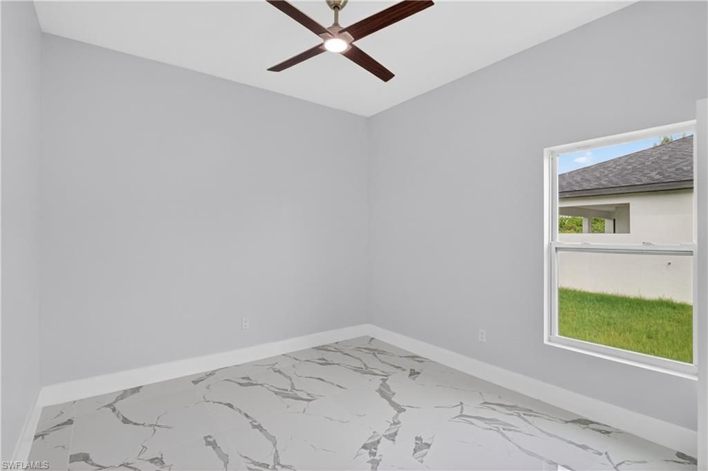 454 Mercedes Ct, Lehigh Acres, FL 33972 Photo