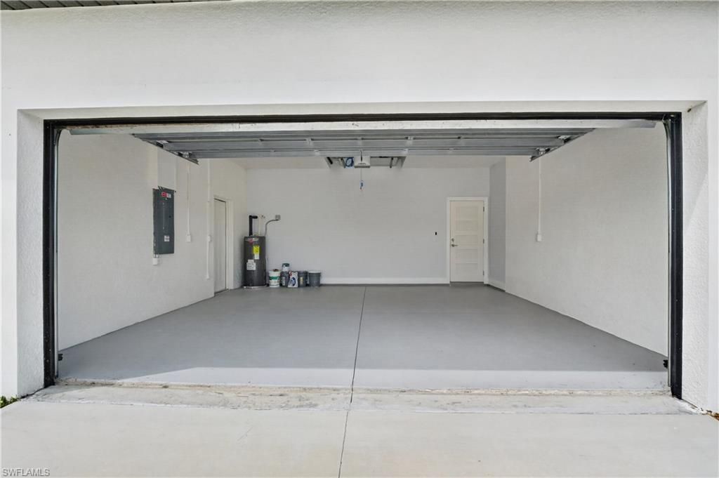 454 Mercedes Ct, Lehigh Acres, FL 33972 Photo