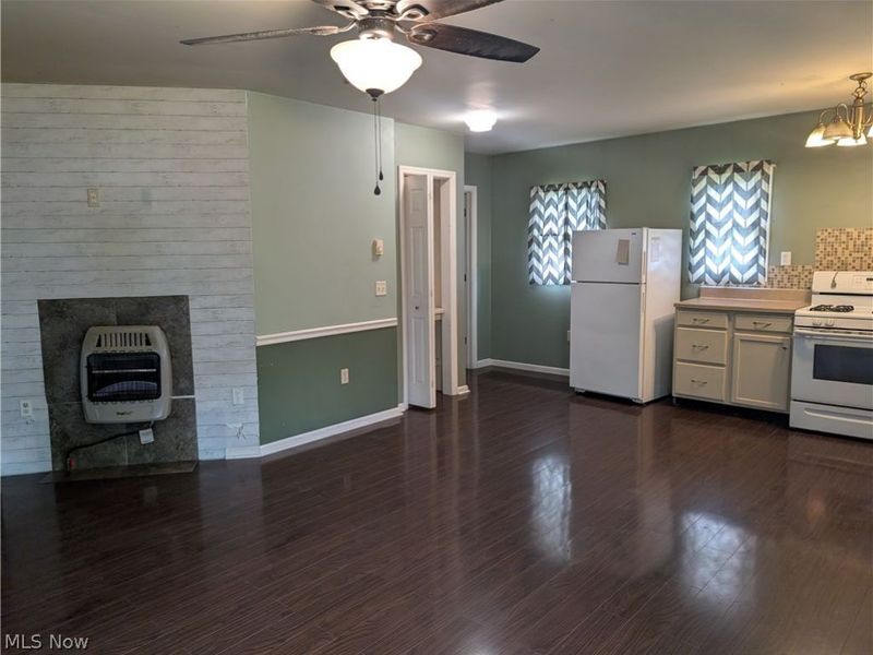 20 S High Street , Glouster, OH 45732 Photo 2